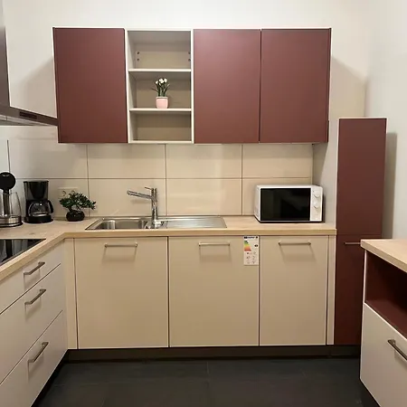 T&k Apartments- 2 - Heart Of - Private Parking Apartment